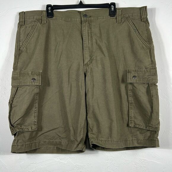 🔥🔥 CARHARTT Army Green Cargo Shorts Relaxed Fit Men Size 42 - PERFECT - Picture 1 of 8